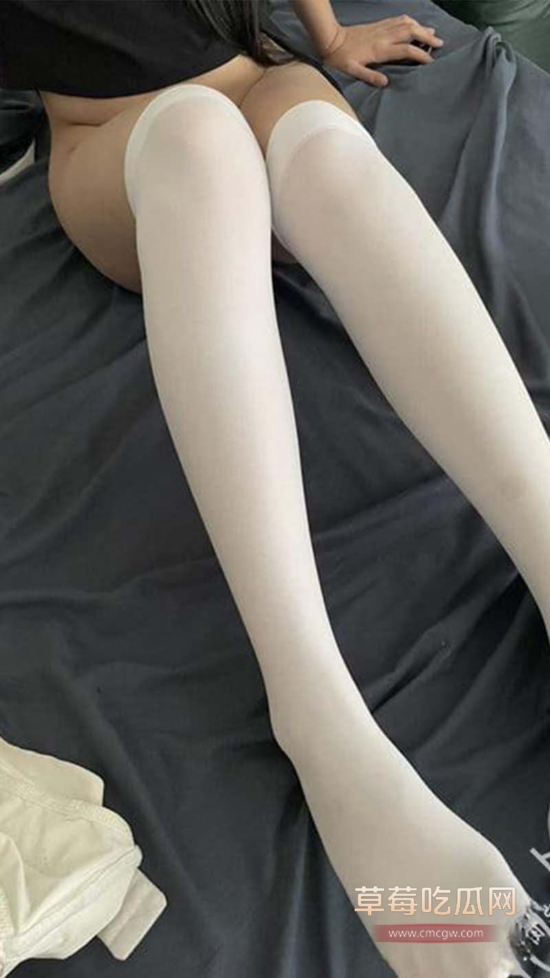 海角乱伦大神 爱女儿的每一天3 海角乱伦大神 爱女儿的每一天3