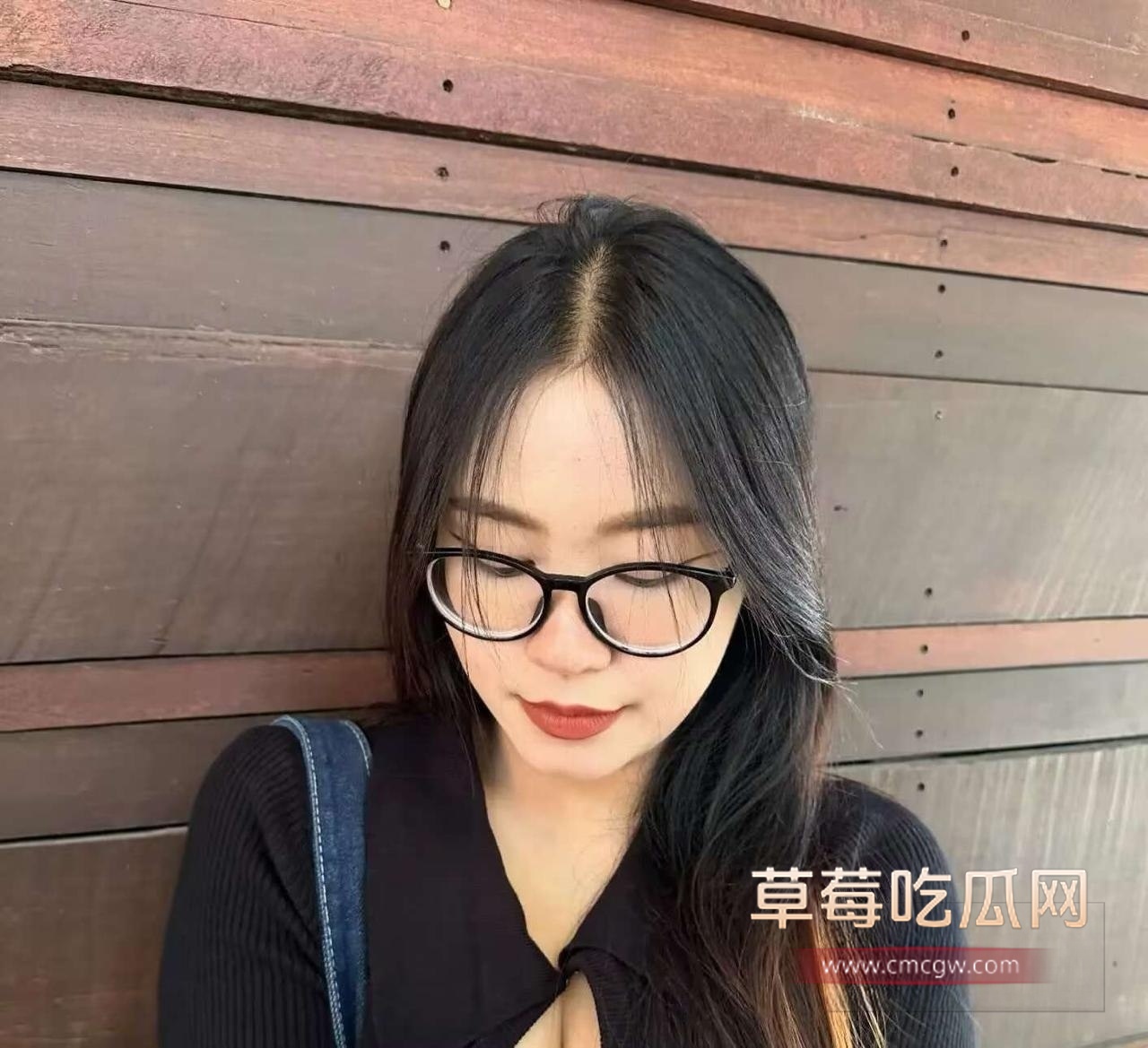 反差眼镜混血儿大学生7 反差眼镜混血儿大学生7