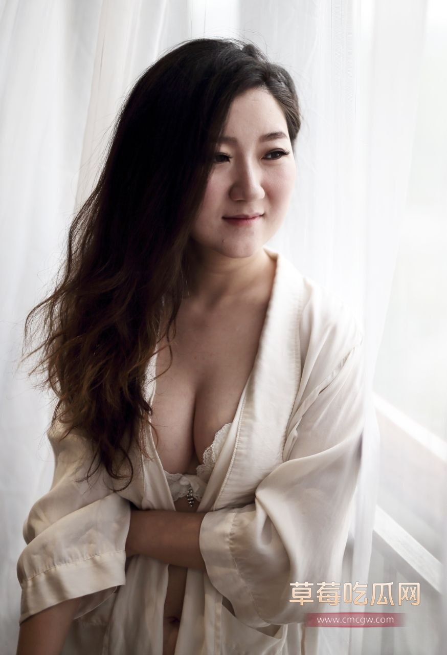 刚生完哺乳期小奶妈 性欲超级强烈3 刚生完哺乳期小奶妈 性欲超级强烈3