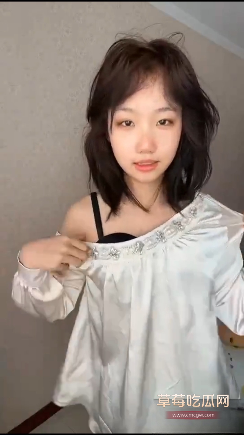 推特高颜极品美少女 2 推特高颜极品美少女 2