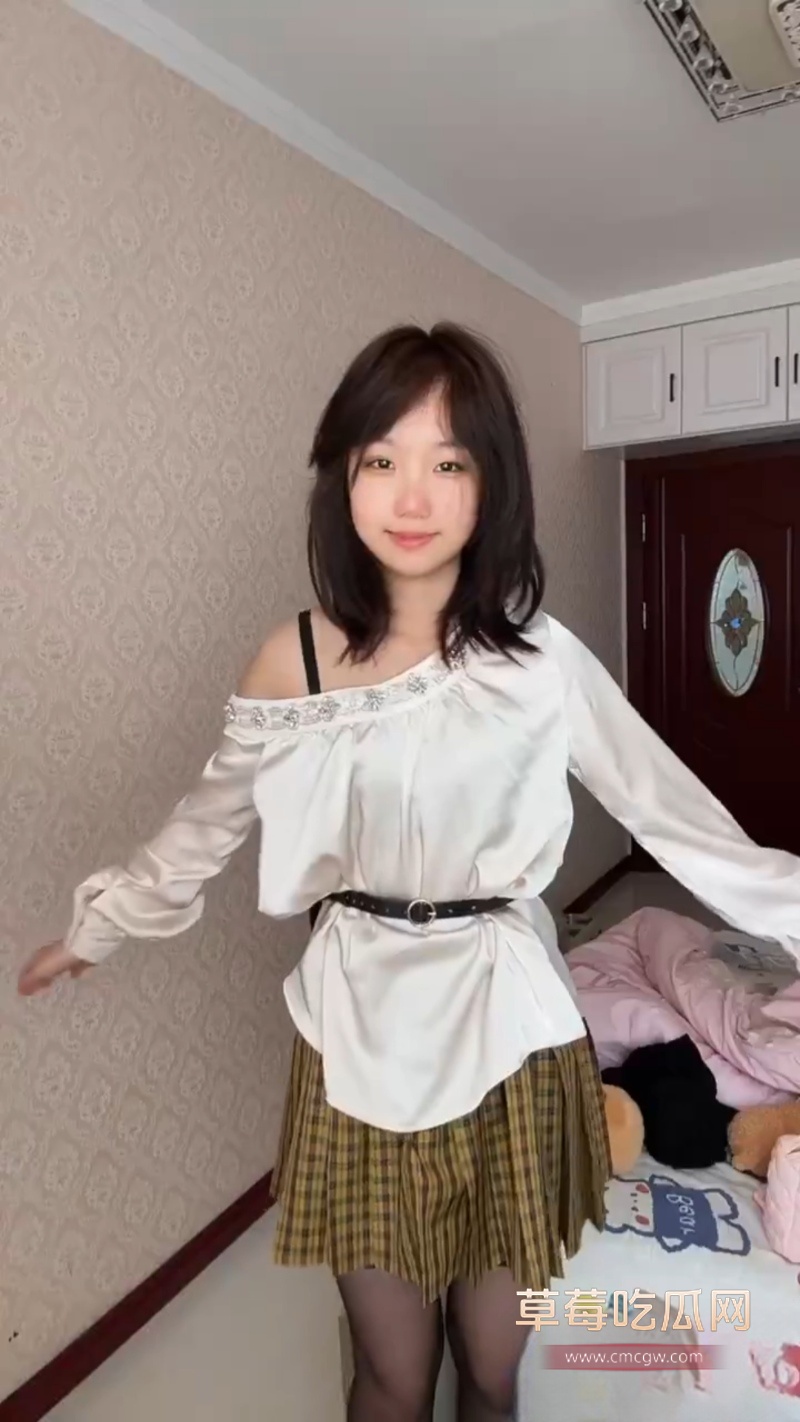 推特高颜极品美少女 3 推特高颜极品美少女 3