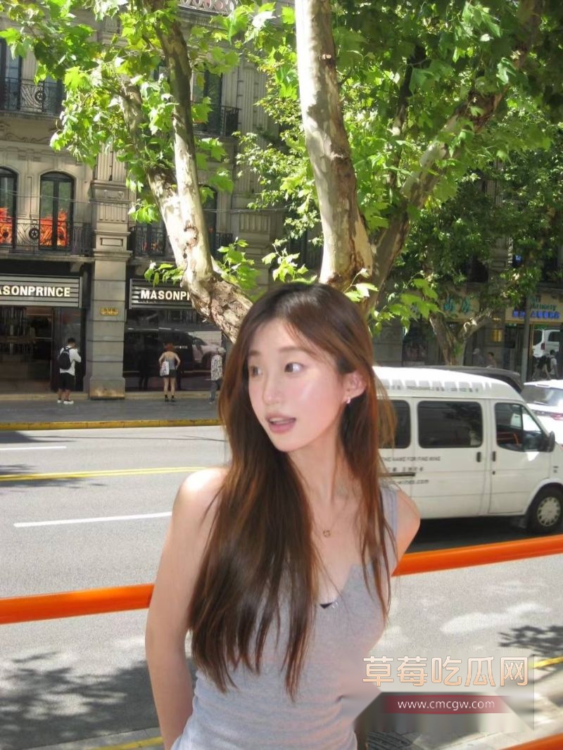 河南反差婊周沐卉 被渣男男友曝光恋爱期间的性爱视频4
