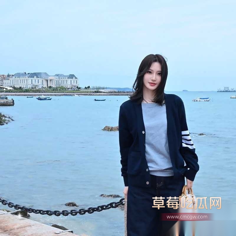 山东美妞伊春燕不雅泄密 11 山东美妞伊春燕不雅泄密 11