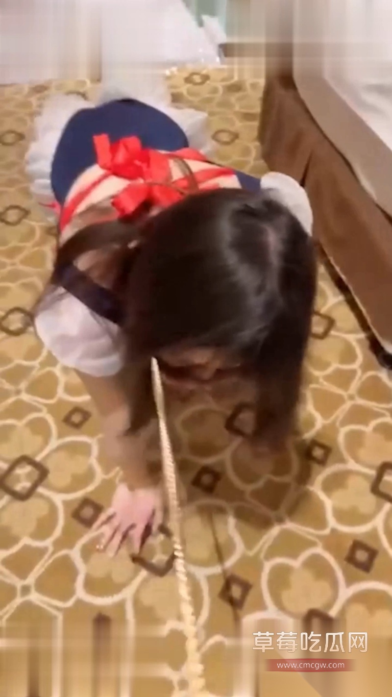 山东美妞伊春燕不雅泄密 4 山东美妞伊春燕不雅泄密 4