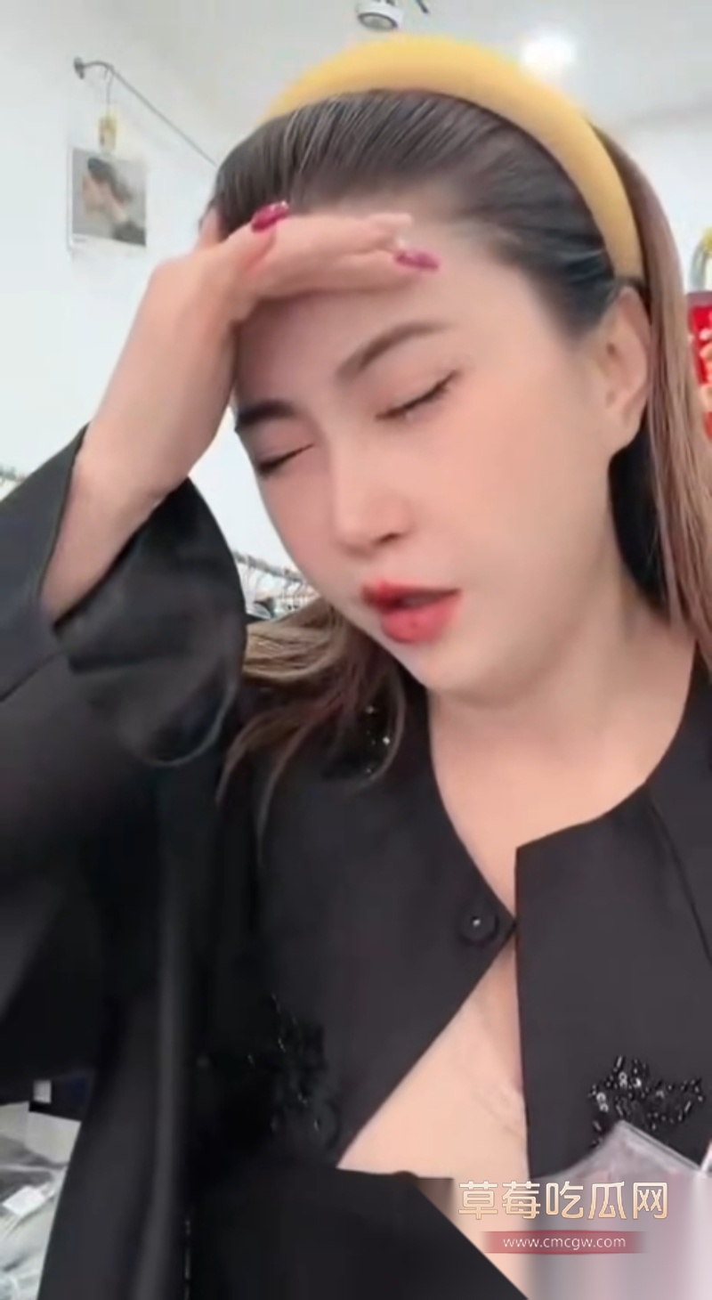 山西网红王炸姐直播 2 山西网红王炸姐直播 2