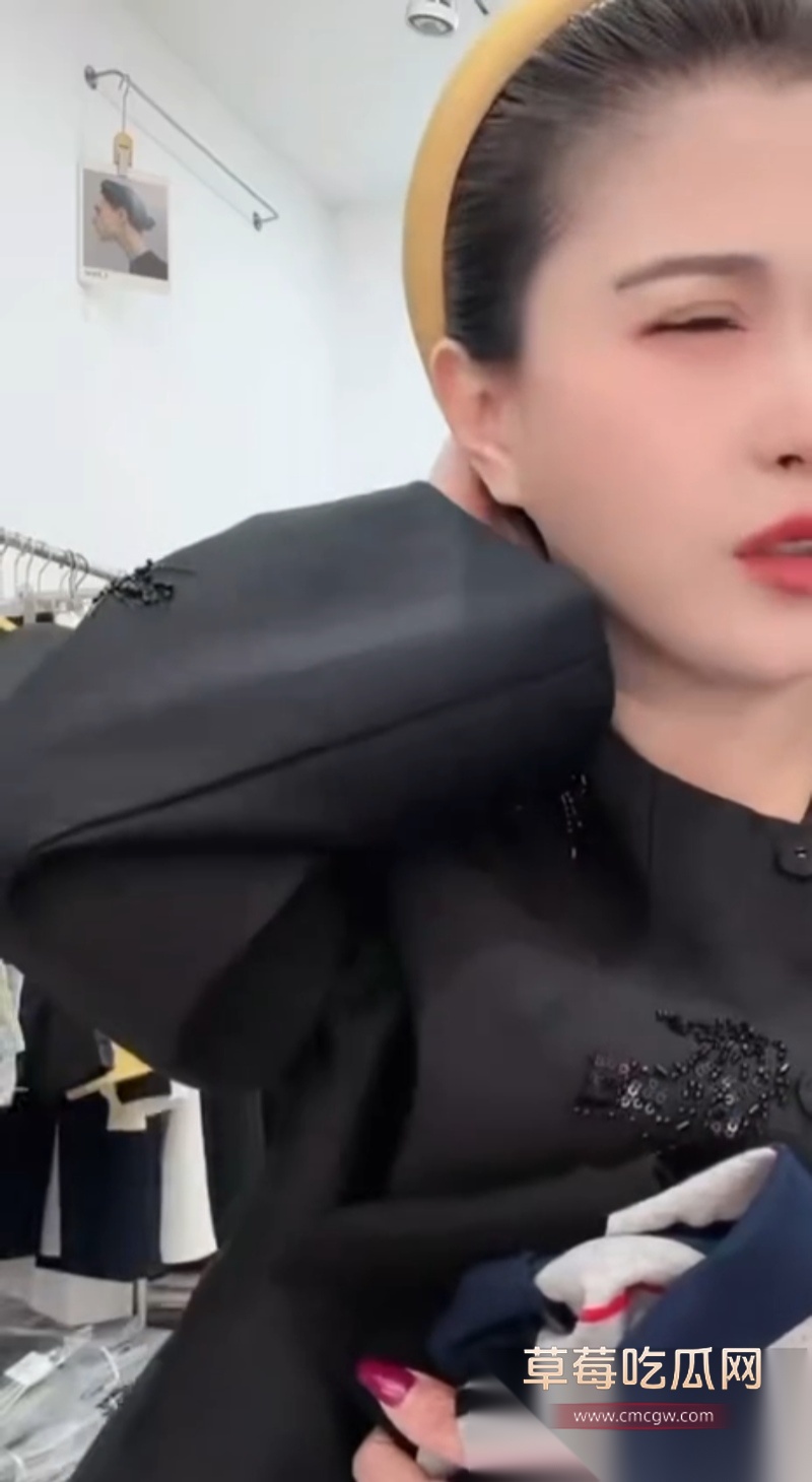 山西网红王炸姐直播 3 山西网红王炸姐直播 3