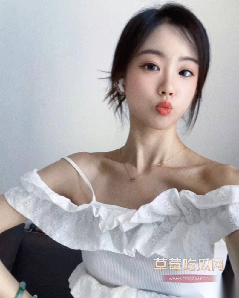 高颜肥臀美少女 8 高颜肥臀美少女 8