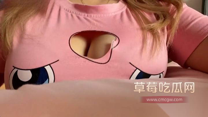 抖音高颜值巨乳女神苏非呀疯狂抖奶展现骚姿3