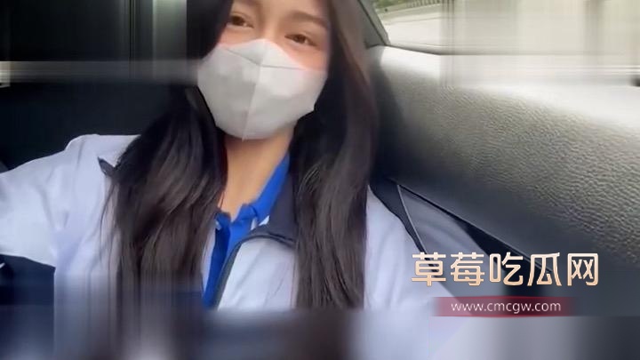 24岁粉丝甜蜜校园恋 清纯校服学生妹却藏着傲人巨乳和粉嫩白虎1 24岁粉丝甜蜜校园恋 清纯校服学生妹却藏着傲人巨乳和粉嫩白虎1