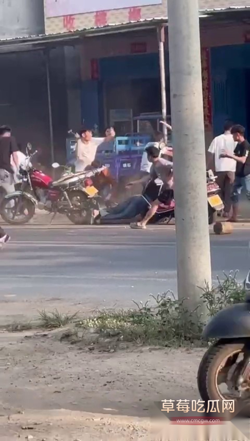 猛男精神小伙街头打架 6 猛男精神小伙街头打架 6