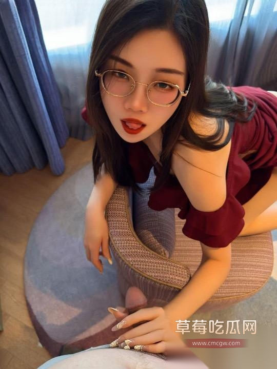 彻底炸锅 推特沉沦人妻souai1024戴金丝眼镜竟让儿子成为play一环 刷屏各大平台1 彻底炸锅 推特沉沦人妻souai1024戴金丝眼镜竟让儿子成为play一环 刷屏各大平台1