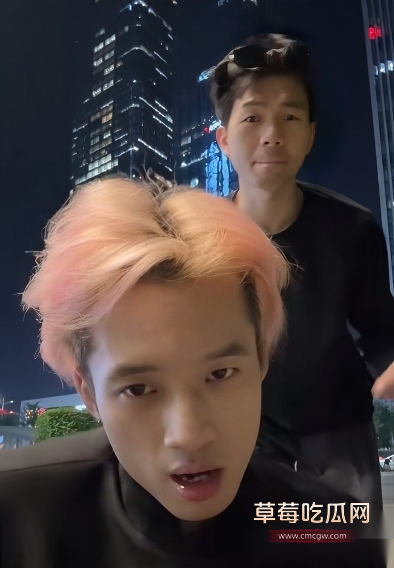 上海欢乐谷前男团NPC YMeey易明 13 上海欢乐谷前男团NPC YMeey易明 13