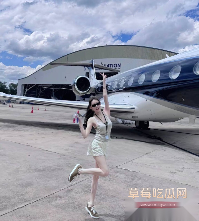 花三三长期接受榜一大哥 24 花三三长期接受榜一大哥 24