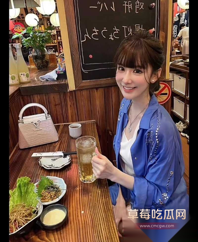 花三三长期接受榜一大哥 28 花三三长期接受榜一大哥 28