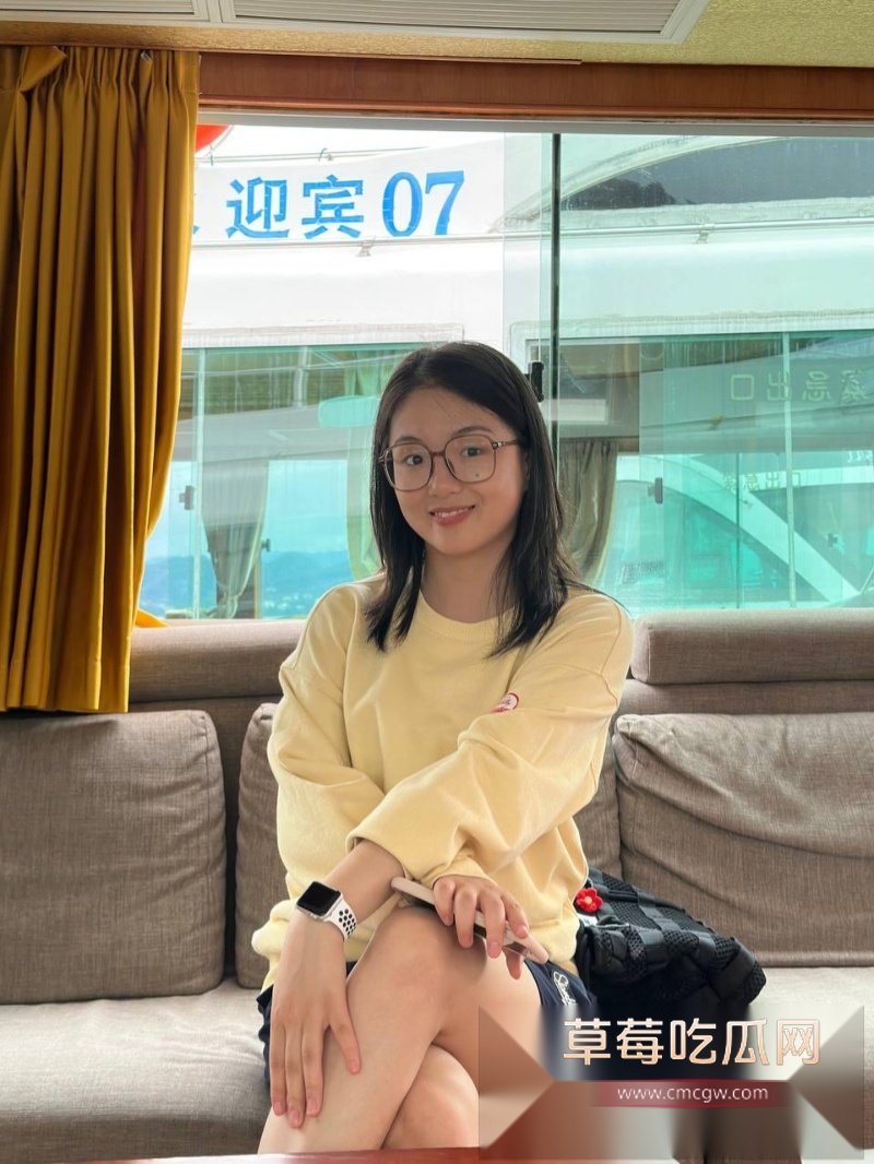 杭州极品学生妹钱希彤 20 杭州极品学生妹钱希彤 20