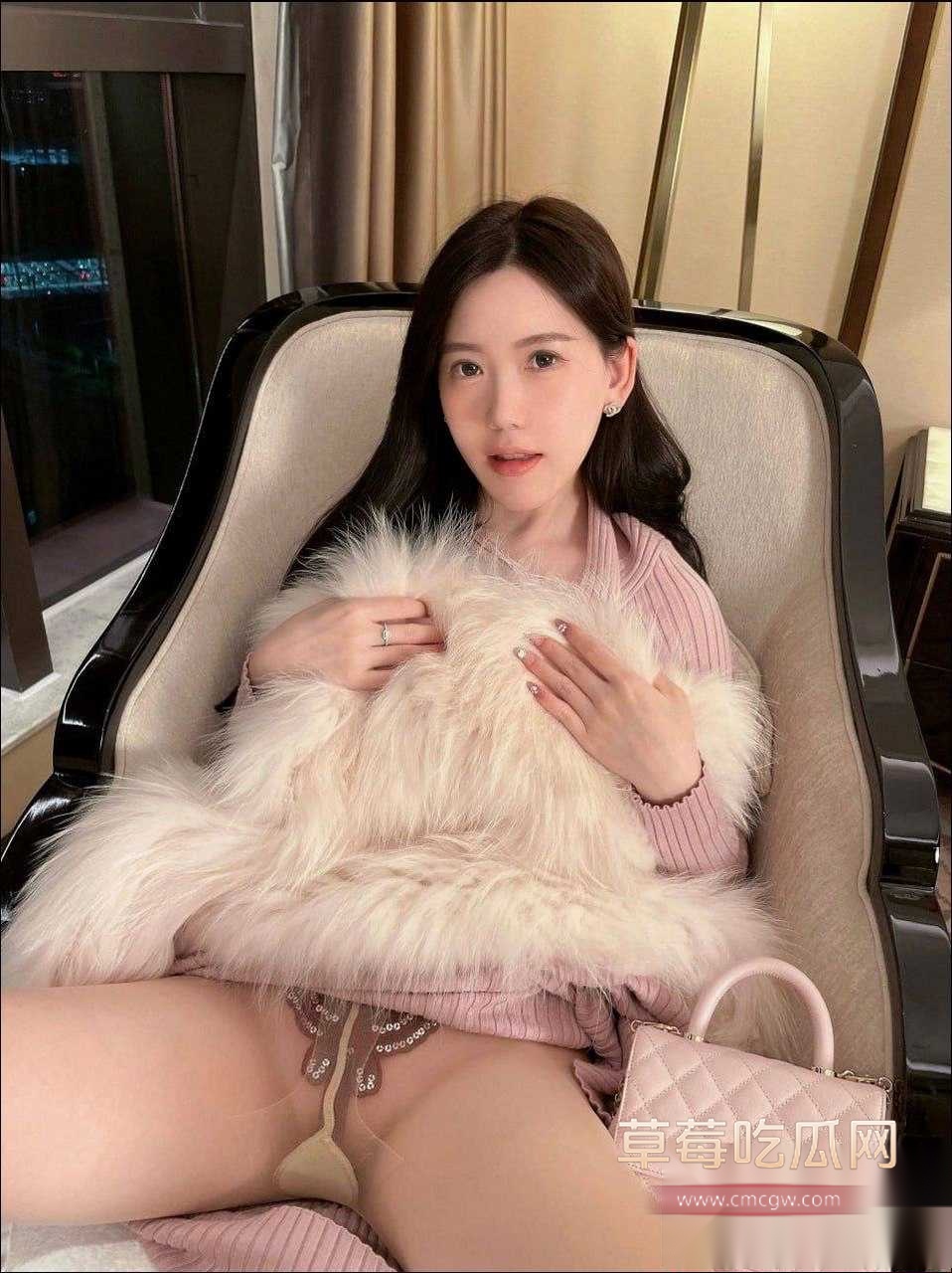 2 2