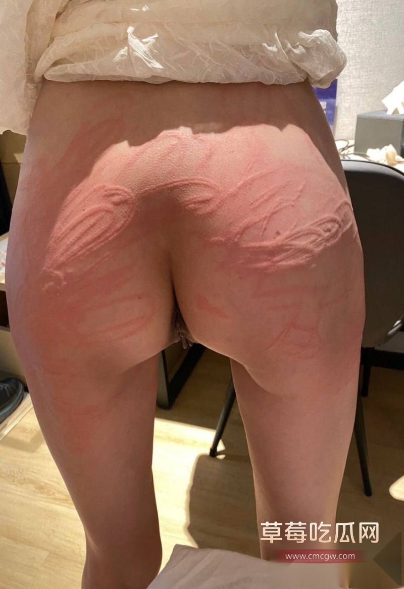 家属收到女孩被殴打视频3 家属收到女孩被殴打视频3