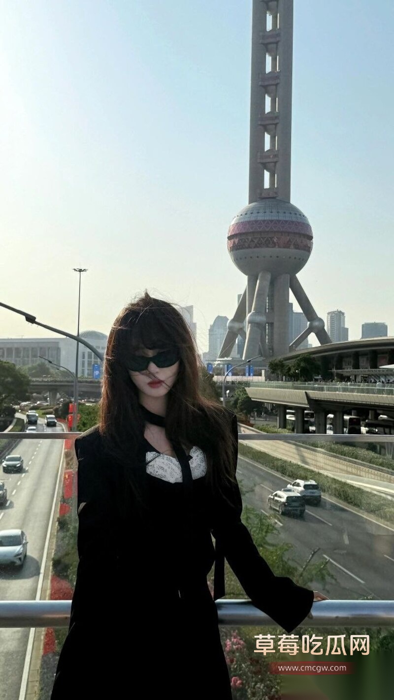 张婧娅开房约炮2 张婧娅开房约炮2