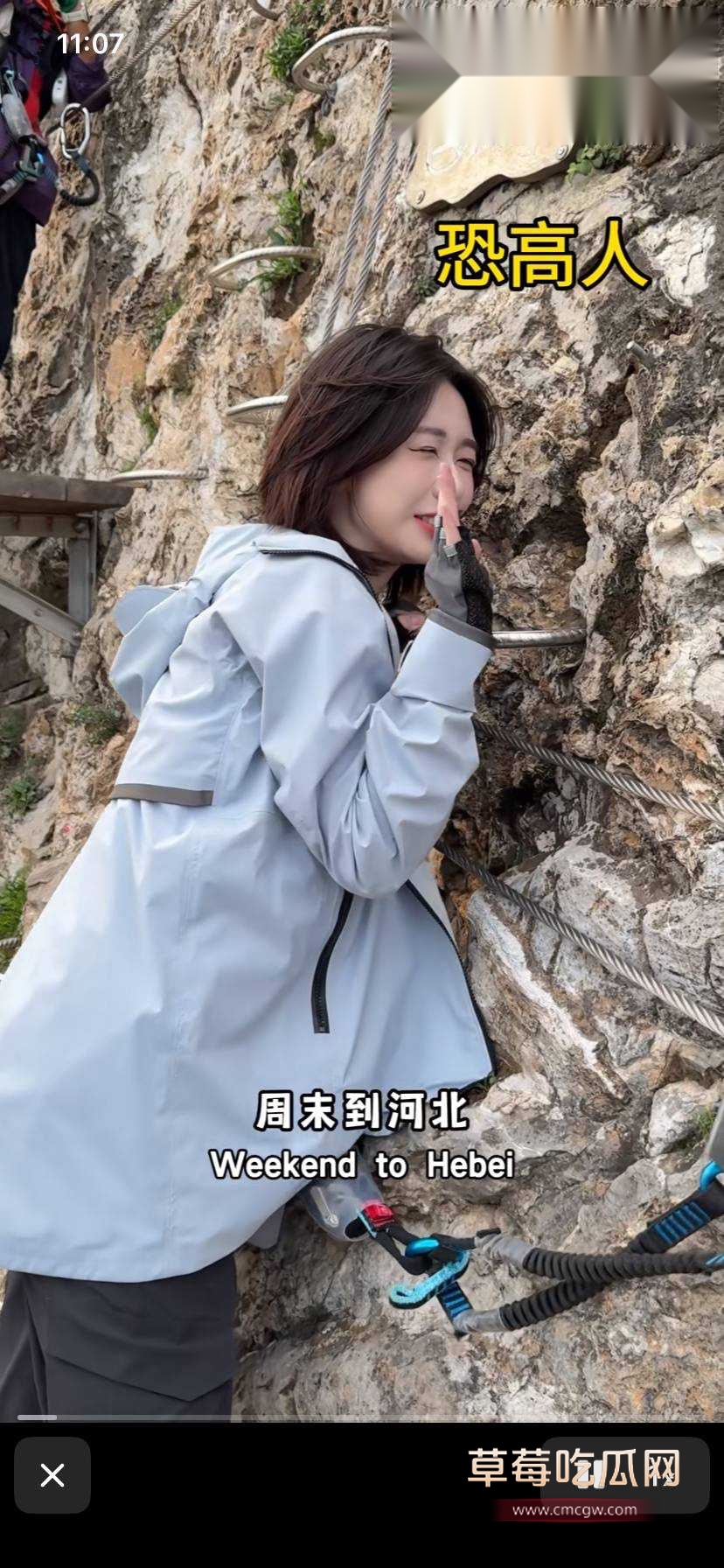 3 3
