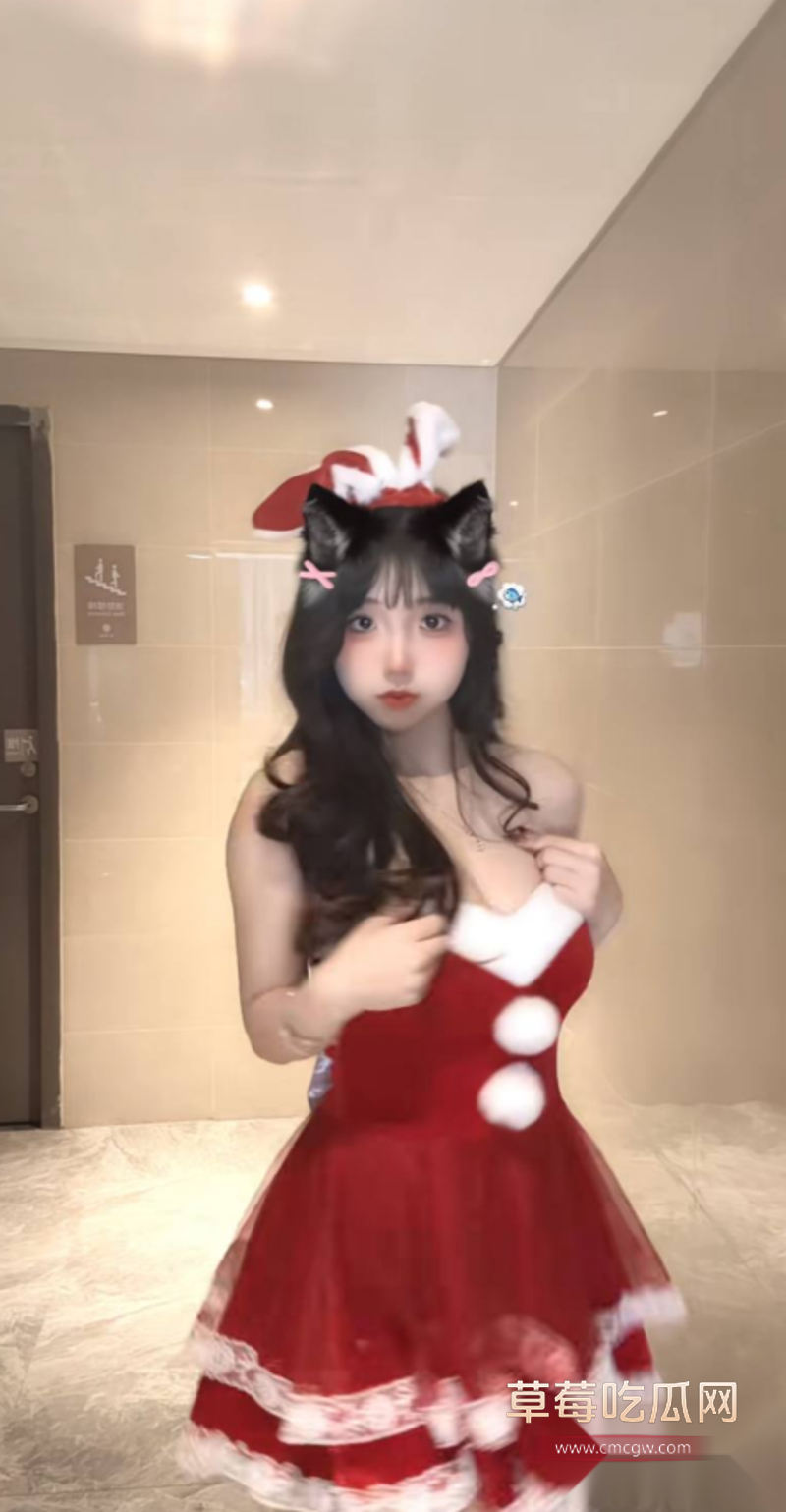 抖音百万网红 sunny77 性爱视频流出 黑丝自慰肥臀后入爆操 巨乳狂甩骚浪至极