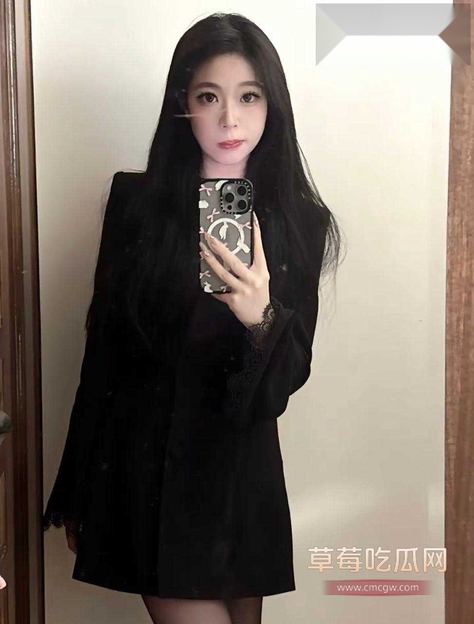 3 3