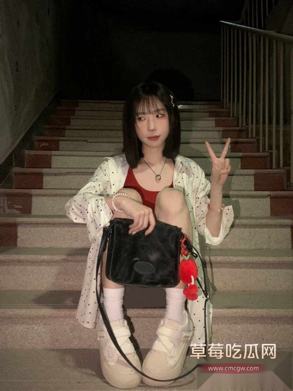 大二女生1 大二女生1