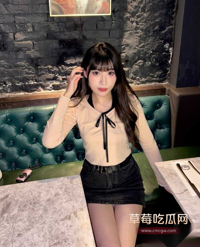 超可爱大一巨乳学妹均均 12 超可爱大一巨乳学妹均均 12
