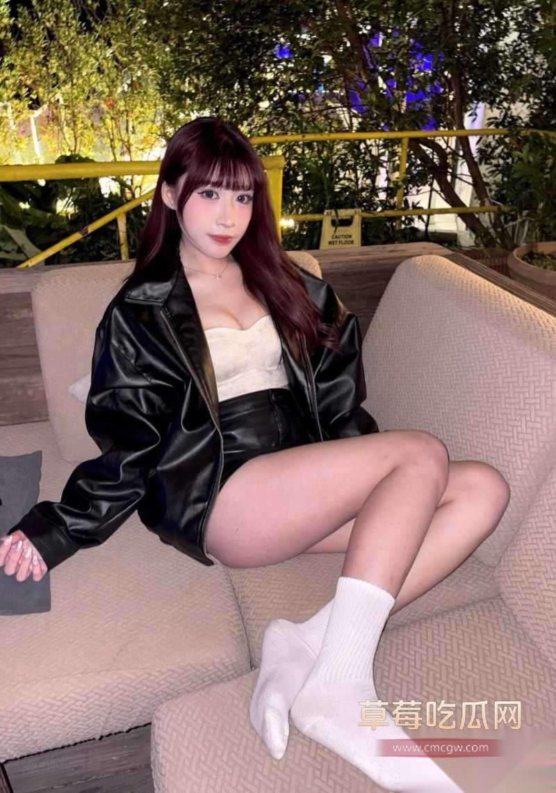 超可爱大一巨乳学妹均均 21 超可爱大一巨乳学妹均均 21