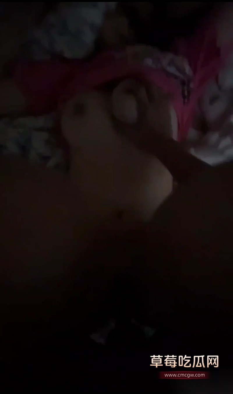 超可爱大一巨乳学妹均均 8 超可爱大一巨乳学妹均均 8