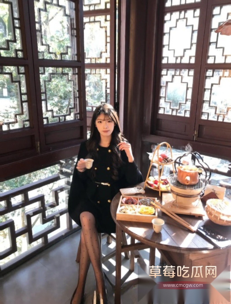 白嫩美乳女友5 白嫩美乳女友5