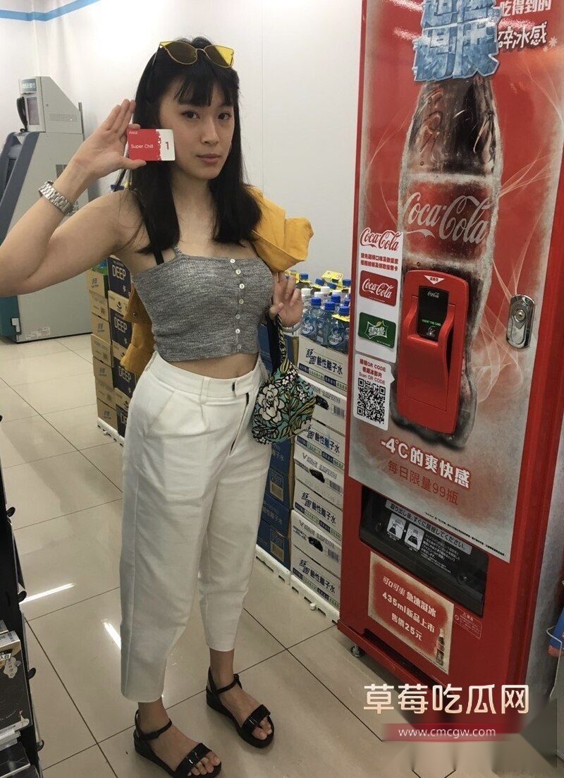 陈雅婷无套内射 1 陈雅婷无套内射 1
