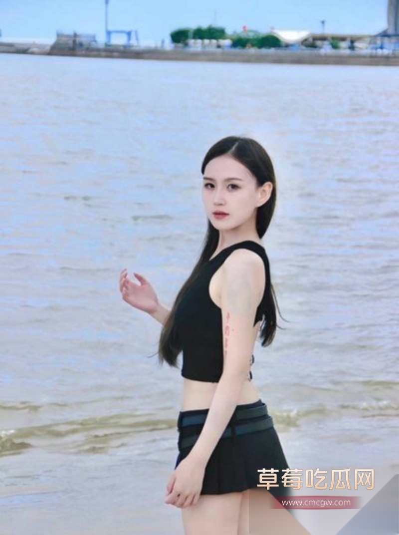河南高颜苗条身材女大王玥 20 河南高颜苗条身材女大王玥 20