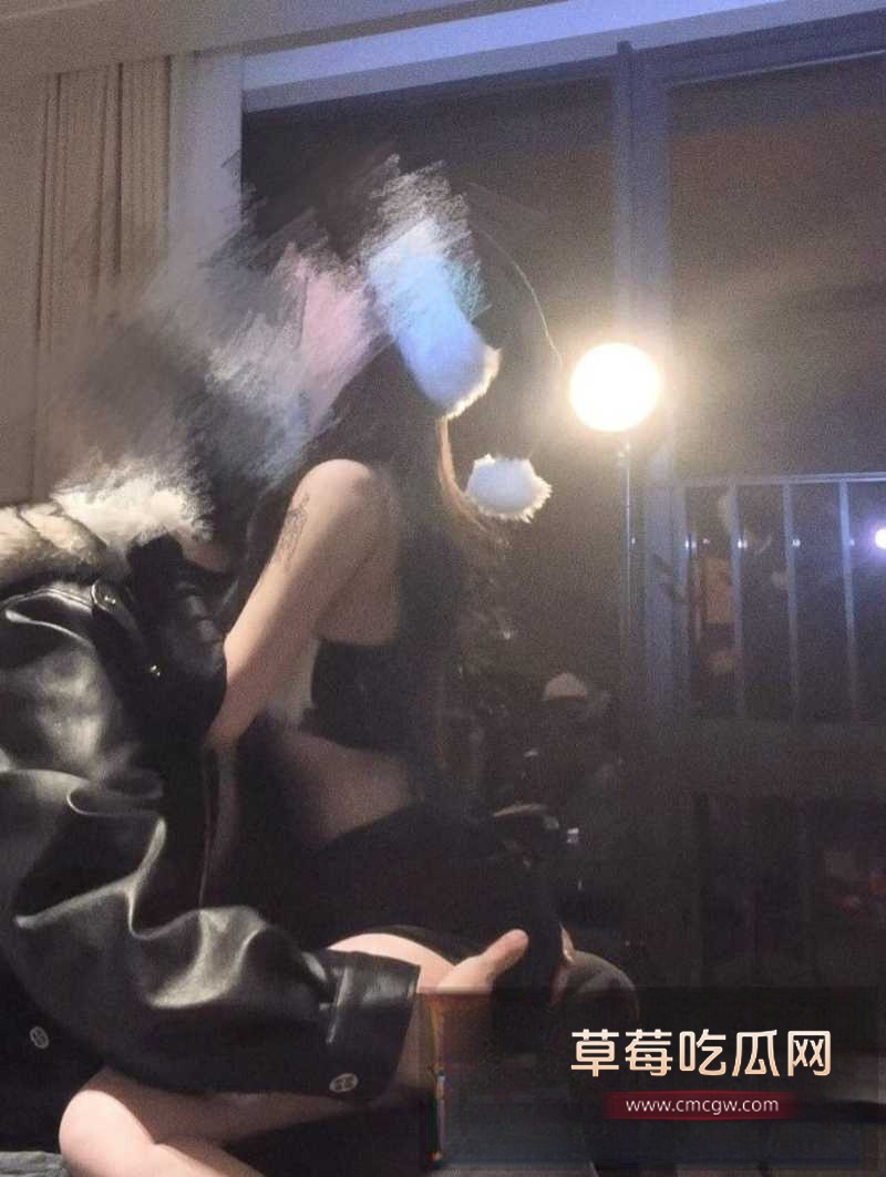 推特 绝对母犬佐佐2 推特 绝对母犬佐佐2
