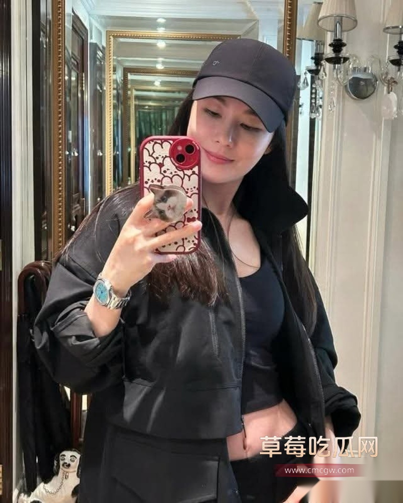 新加坡管理大学数字内容创作者 Lea Lee 21 新加坡管理大学数字内容创作者 Lea Lee 21