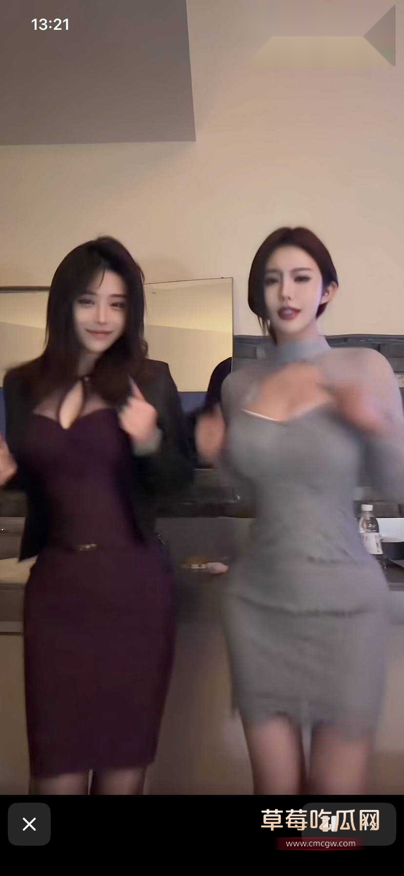 百万网红依阳baby红色情趣自拍流出5 百万网红依阳baby红色情趣自拍流出5