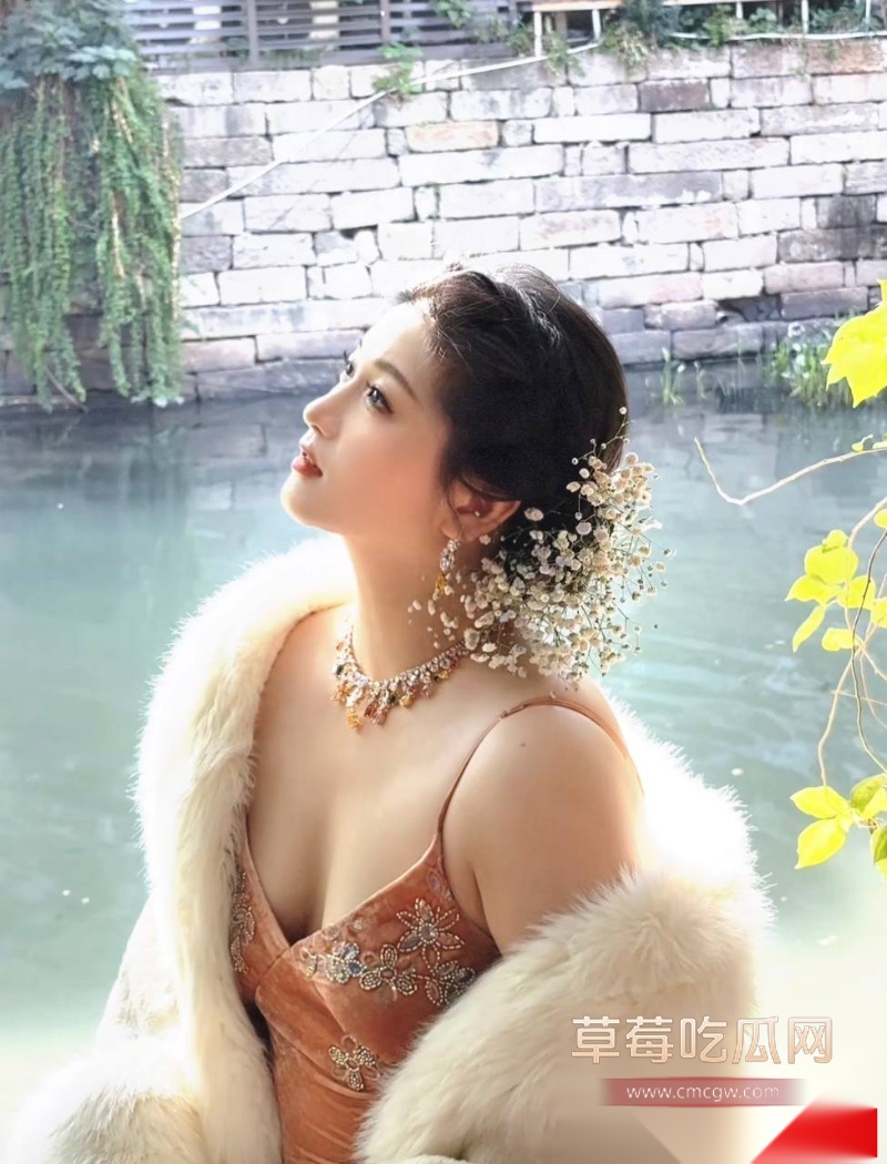 百万粉珠宝女博主控诉丈夫出轨女助理 52