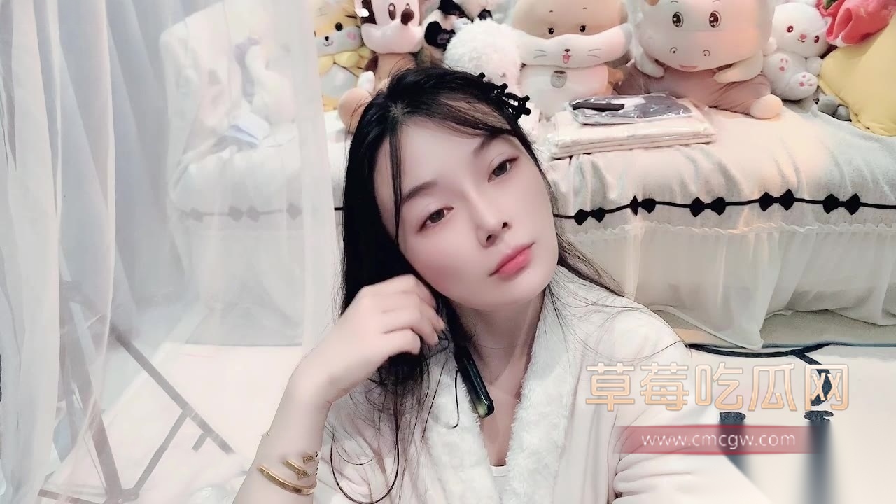 AKiKi7113 AKiKi7113