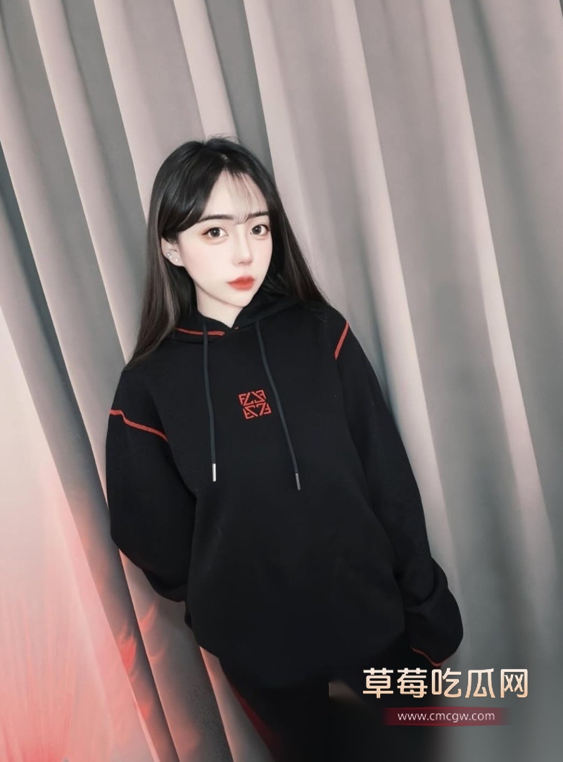 IG高颜巨乳嫩妹 jie.e2 14