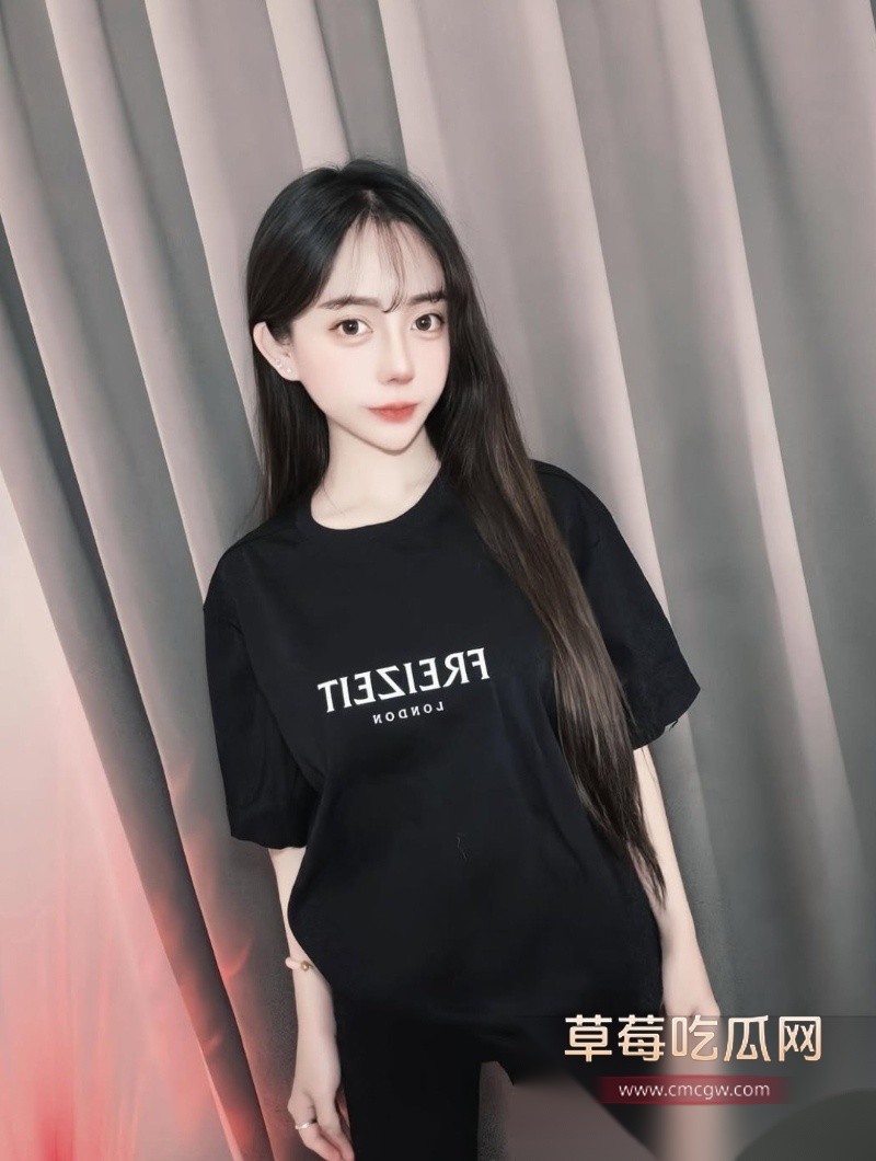 IG高颜巨乳嫩妹 jie.e2 19