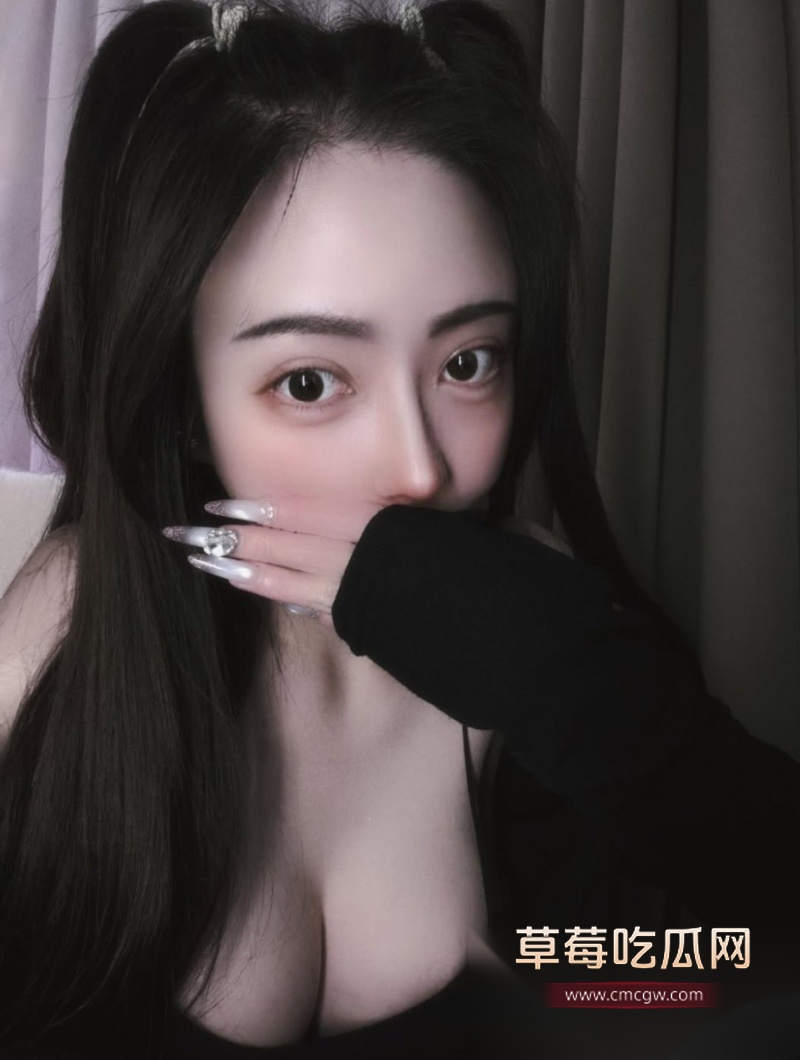 IG高颜巨乳嫩妹 jie.e2 21