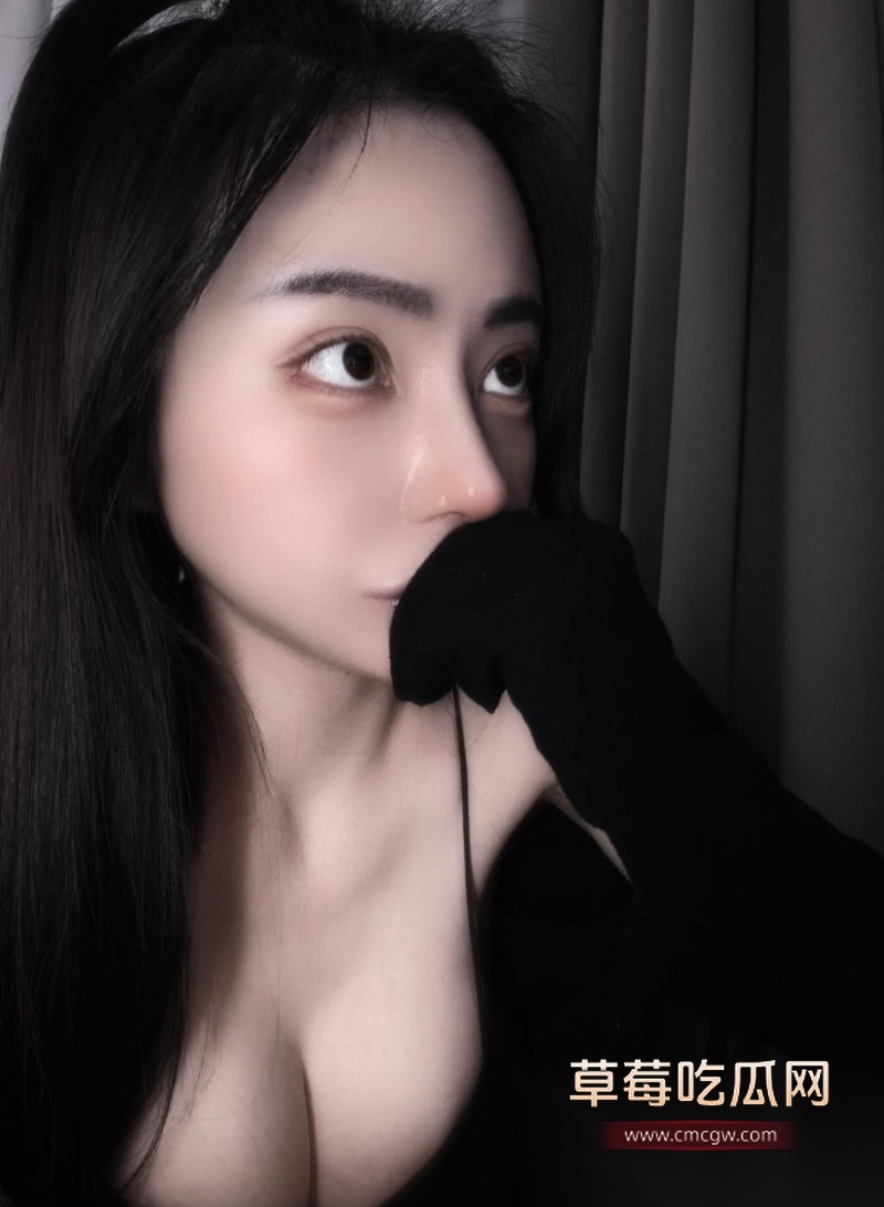 IG高颜巨乳嫩妹 jie.e2 22