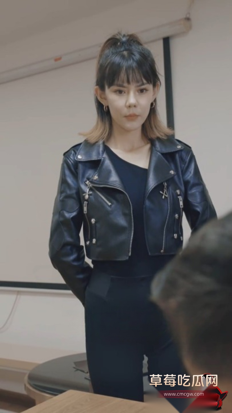 我的三个绝美女房客8