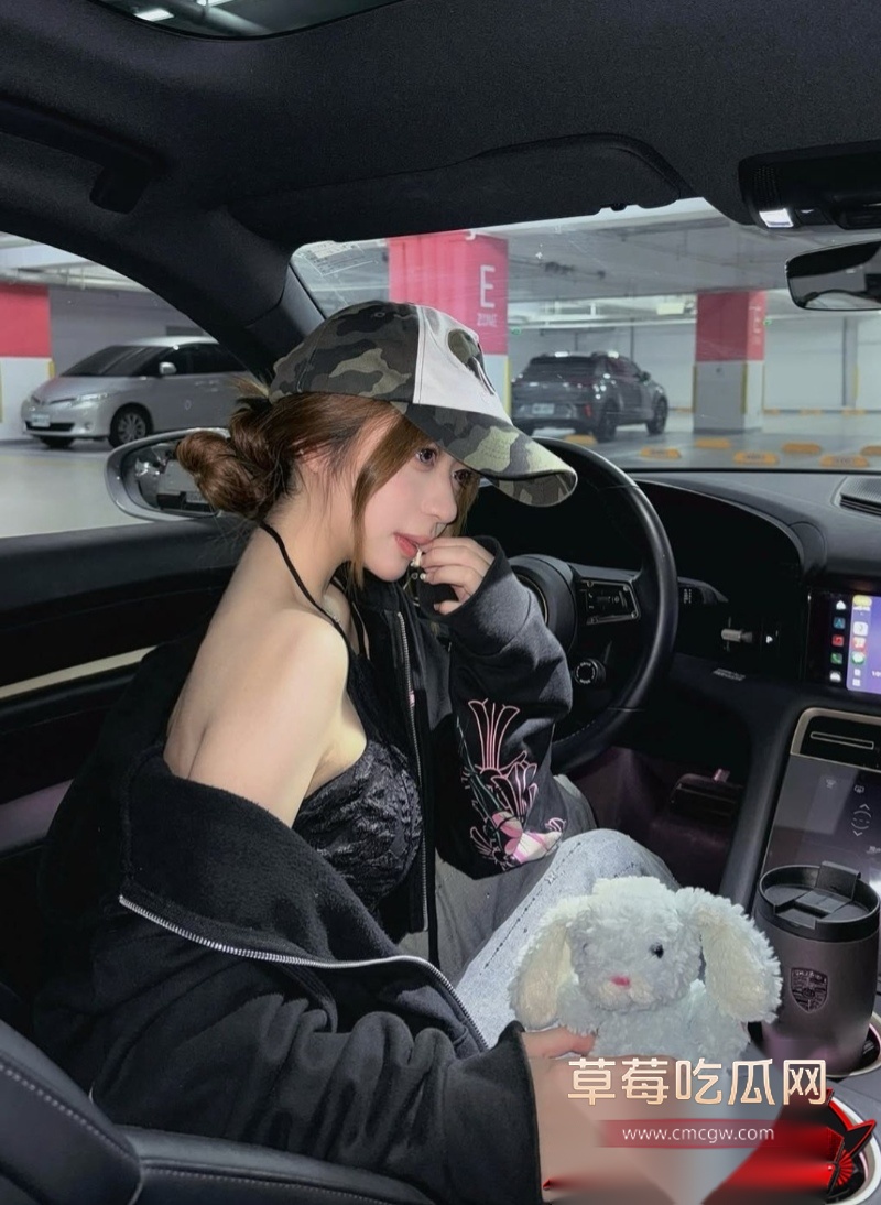 经济系高颜大二学姐 sarah 17