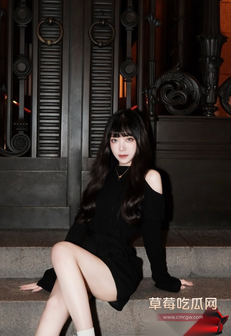 高颜巨乳睫毛美甲师喆玲 15 高颜巨乳睫毛美甲师喆玲 15