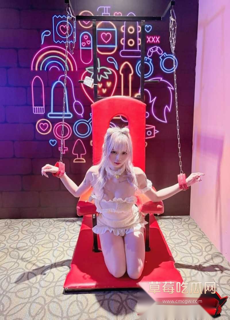 高颜值巨乳模特儿与约炮大神私密自拍视频流出2 高颜值巨乳模特儿与约炮大神私密自拍视频流出2