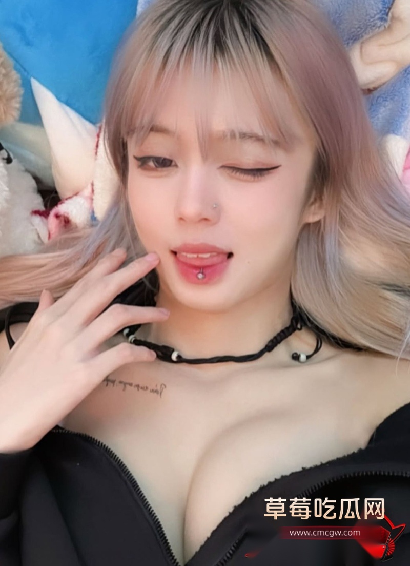 高颜值巨乳模特儿与约炮大神私密自拍视频流出10 高颜值巨乳模特儿与约炮大神私密自拍视频流出10