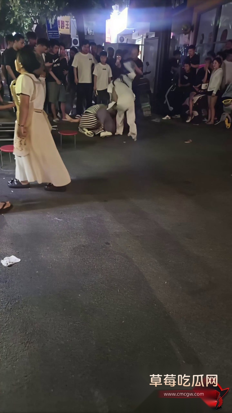 反差精神小妹 4