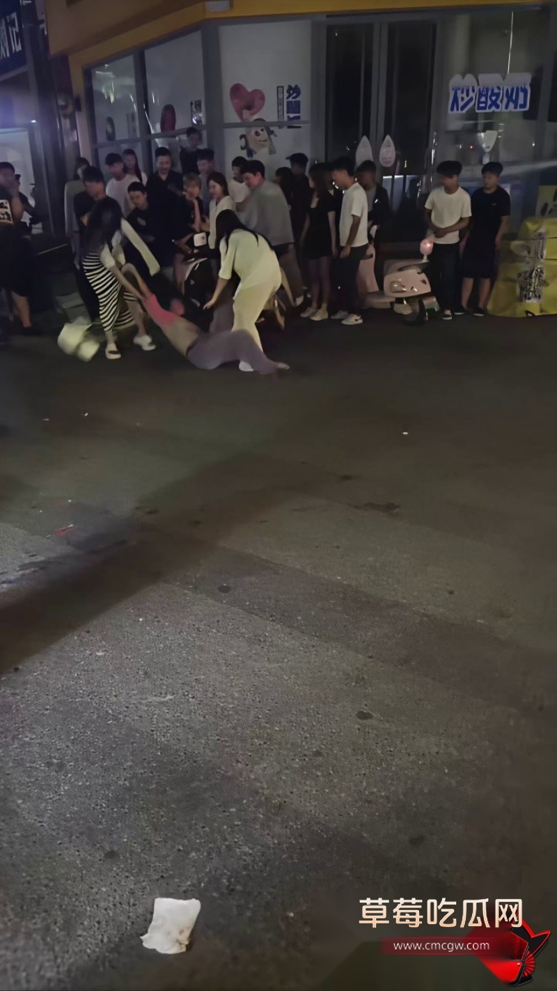 反差精神小妹 7