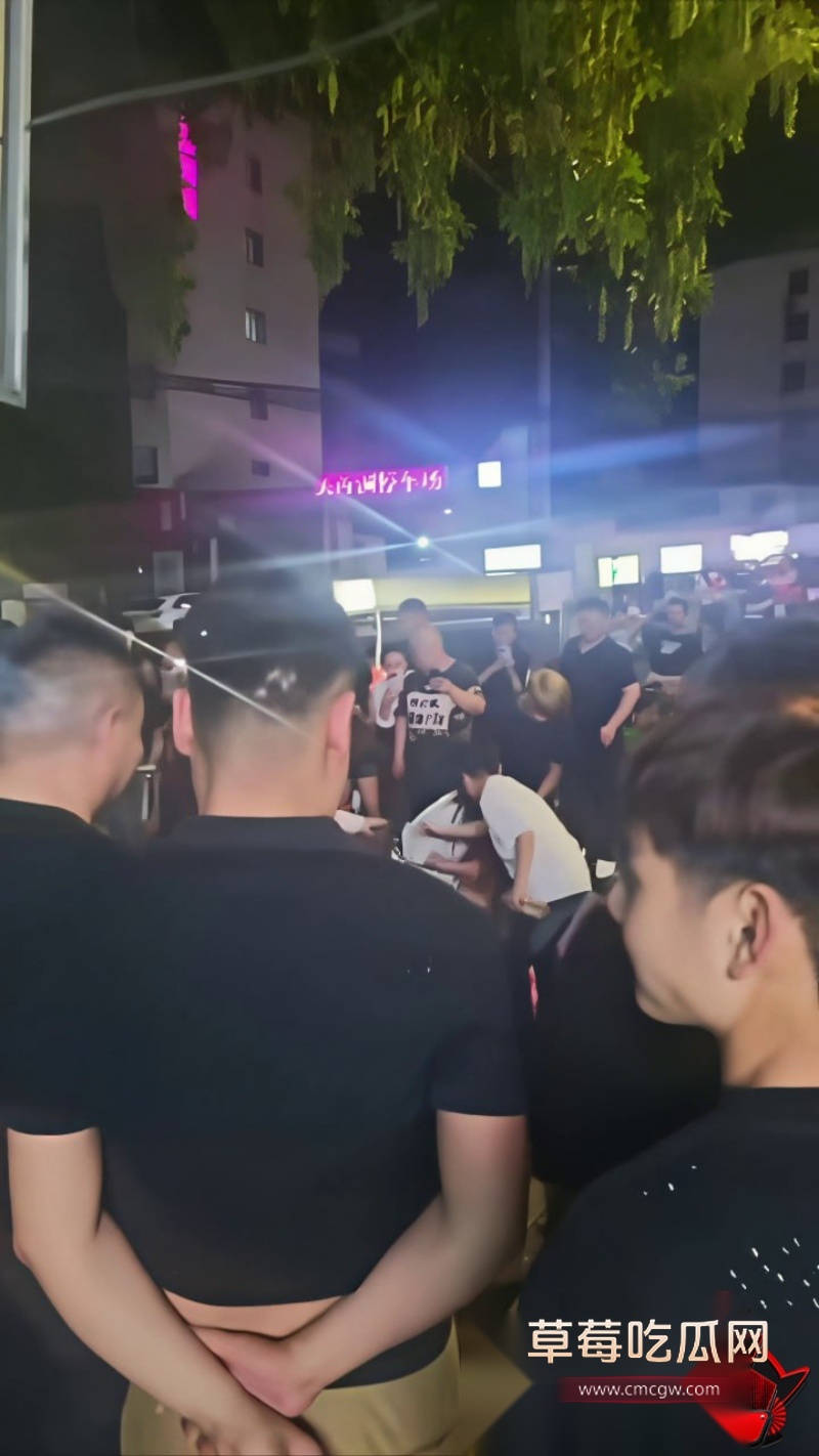 反差精神小妹 10