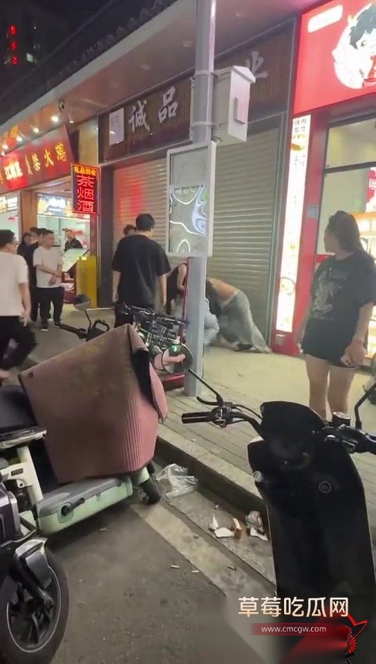 精神小伙4